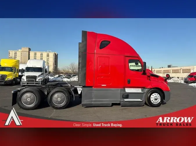 2022 FREIGHTLINER CA126