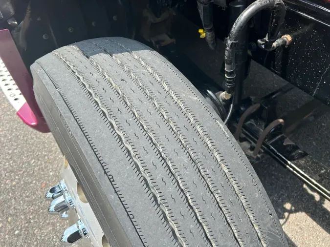 2022 Kenworth T680