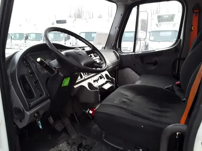 2018 FREIGHTLINER/MERCEDES M2 106