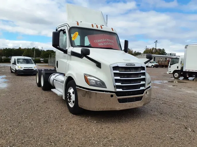 2019 FREIGHTLINER/MERCEDES NEW CASCADIA PX12664