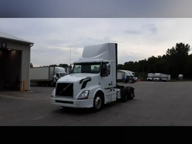2018 Volvo VNL300
