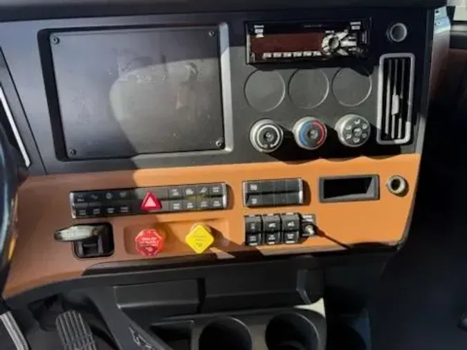 2020 Freightliner Cascadia