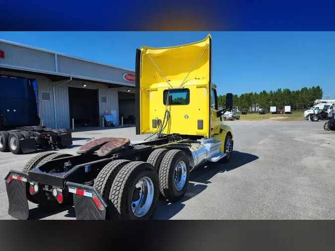 2021 Peterbilt 579