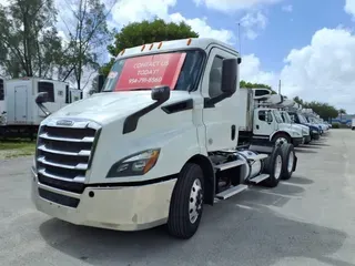 2020 FREIGHTLINER NEW CASCADIA 116