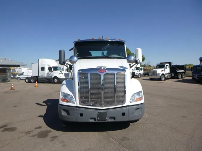 2019 Peterbilt 579