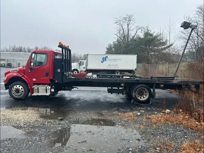 2018 FREIGHTLINER/MERCEDES M2 106