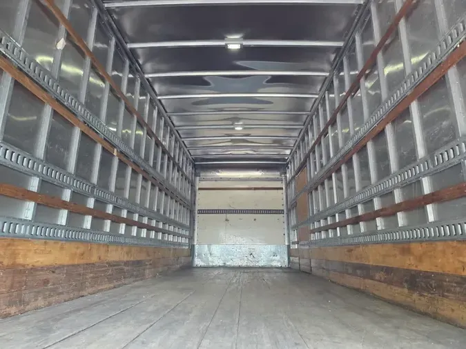 2019 FREIGHTLINER M2 106