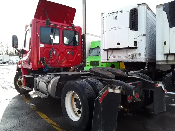 2019 FREIGHTLINER/MERCEDES CASCADIA 113