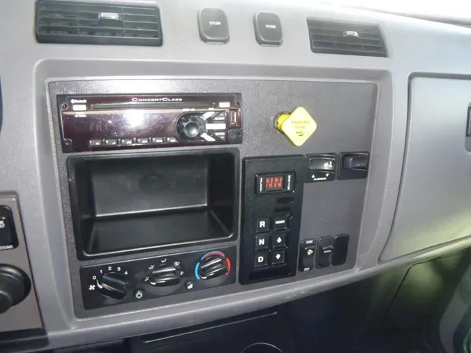 2019 Peterbilt 337
