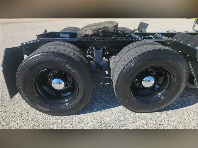 2019 INTERNATIONAL RH613