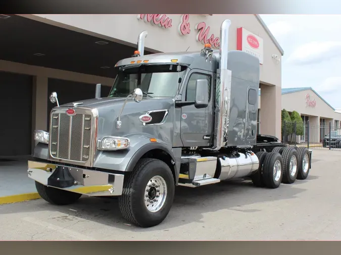 2025 Peterbilt 5673964738bc188f2803a113aedab3ae17e