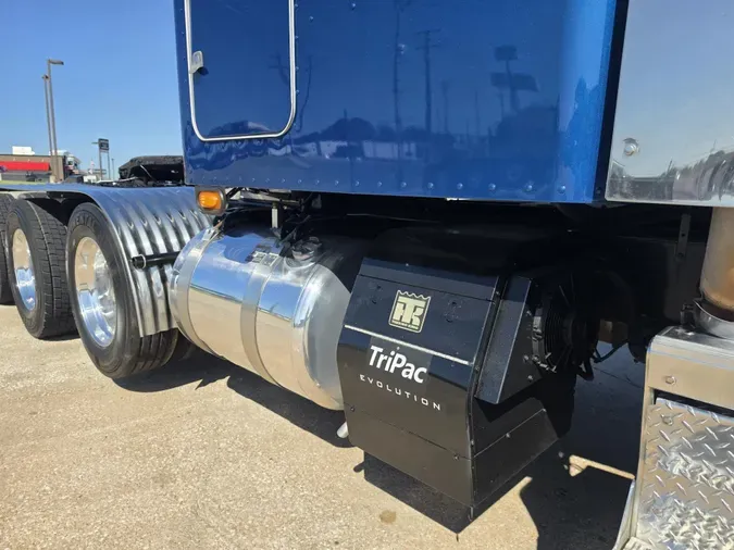 2022 Peterbilt 38939663098ea33b512bb86cfa9910b3241