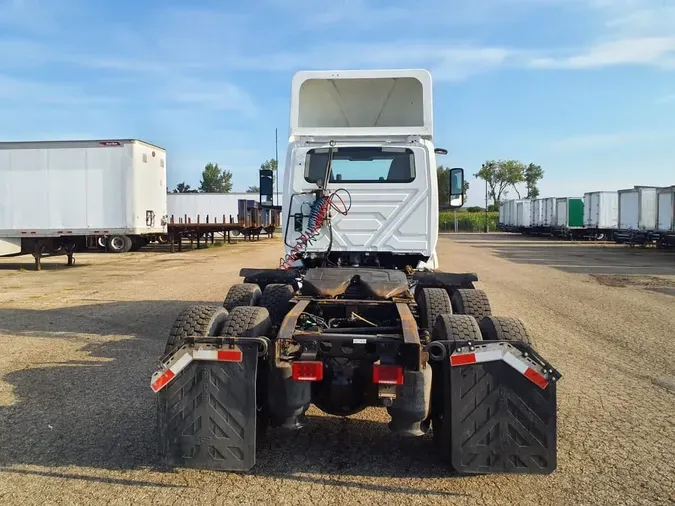 2019 NAVISTAR INTERNATIONAL LT625 DAYCAB T/A