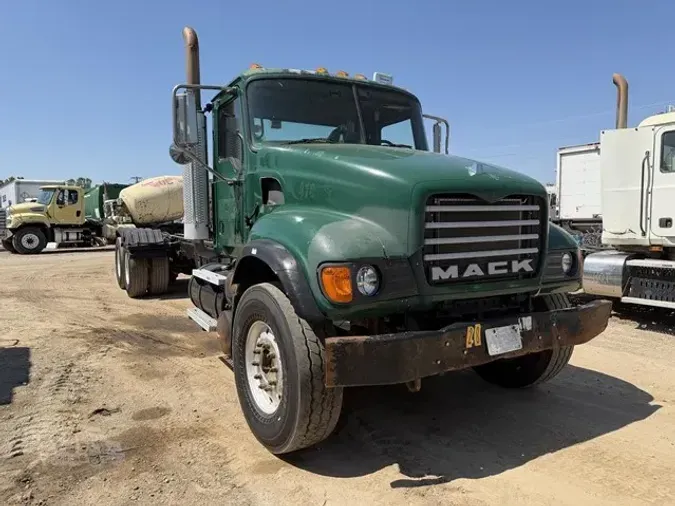 2007 MACK GRANITE CV713