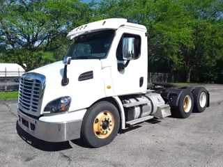 2019 FREIGHTLINER/MERCEDES CASCADIA 113