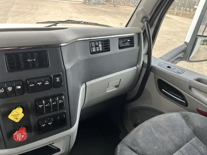 2020 Peterbilt 579