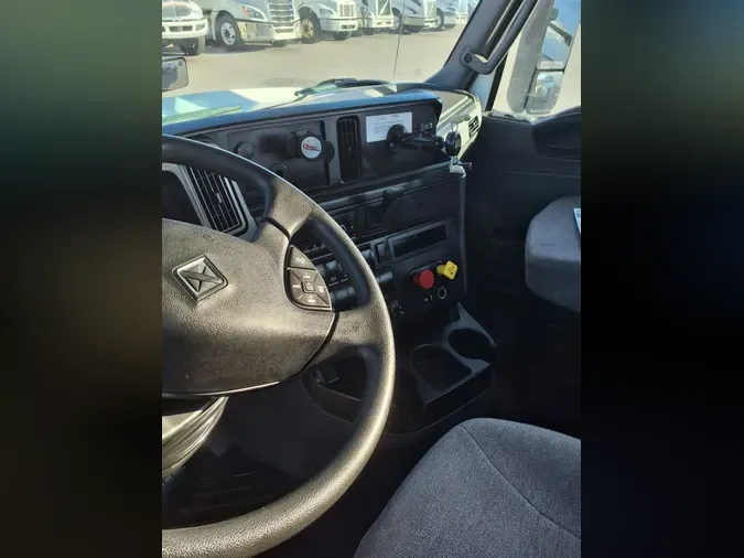 2019 NAVISTAR INTERNATIONAL LT625 DAYCAB T/A