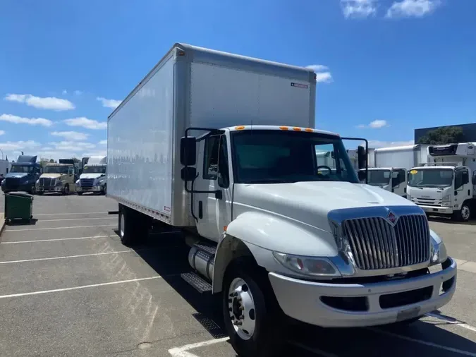 2017 NAVISTAR INTERNATIONAL 4300