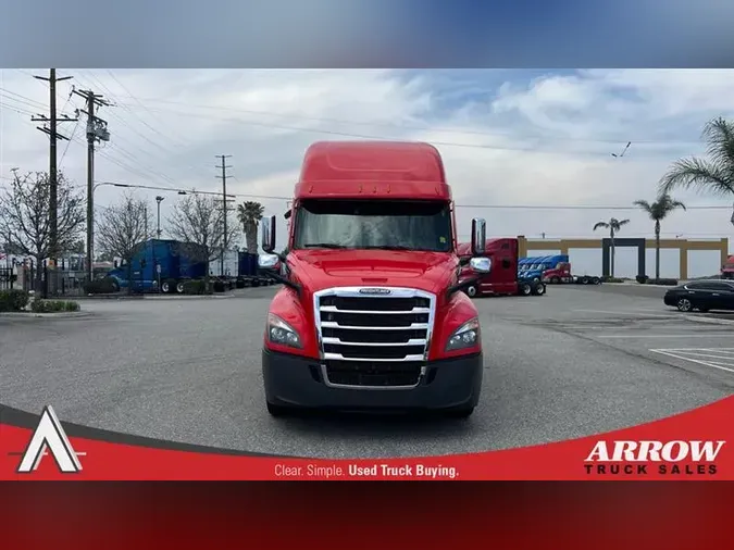 2021 FREIGHTLINER CA126