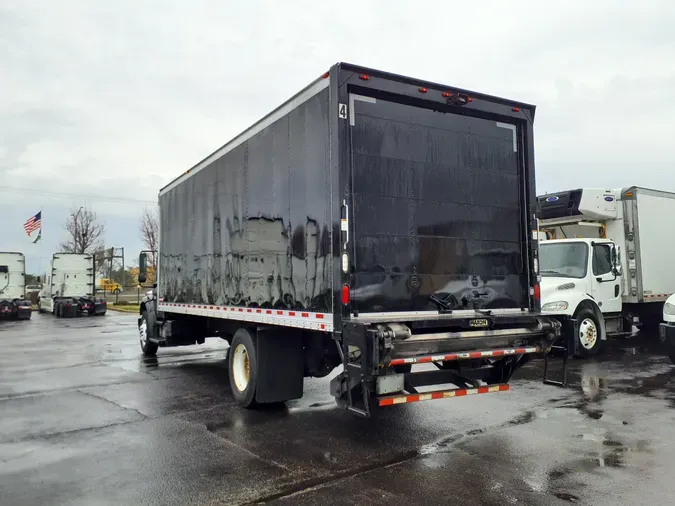 2016 FREIGHTLINER/MERCEDES M2 106