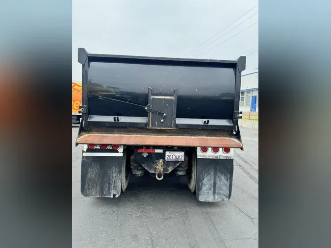 2018 Peterbilt 389