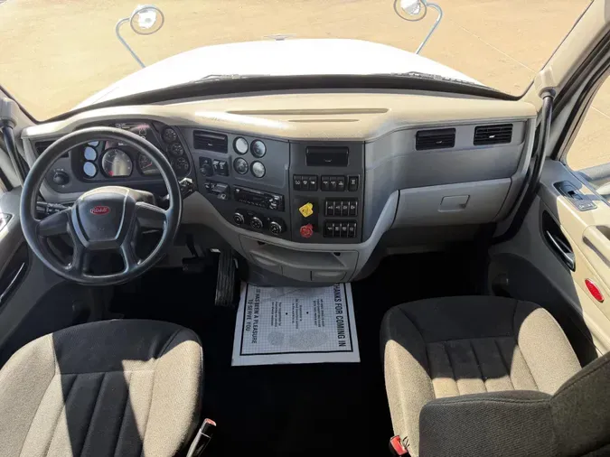 2021 Peterbilt 567