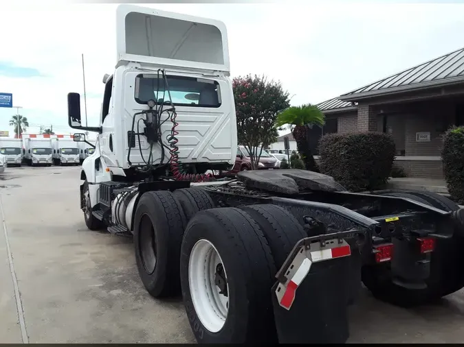 2019 NAVISTAR INTERNATIONAL LT625 DAYCAB T/A