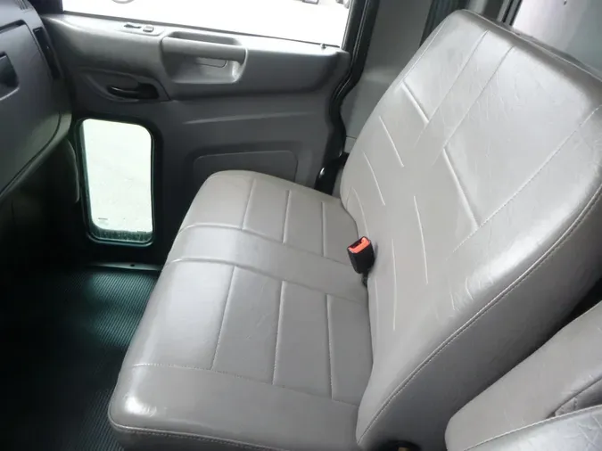2020 Peterbilt 337
