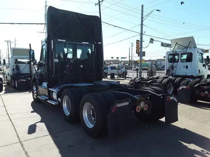 2019 FREIGHTLINER/MERCEDES CASCADIA 125