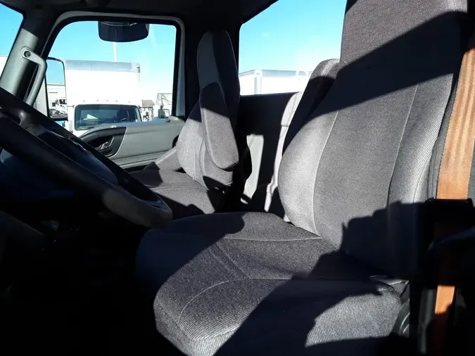 2019 NAVISTAR INTERNATIONAL LT625 DAYCAB T/A