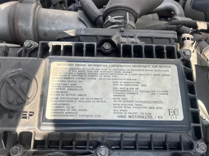 2019 HINO 195