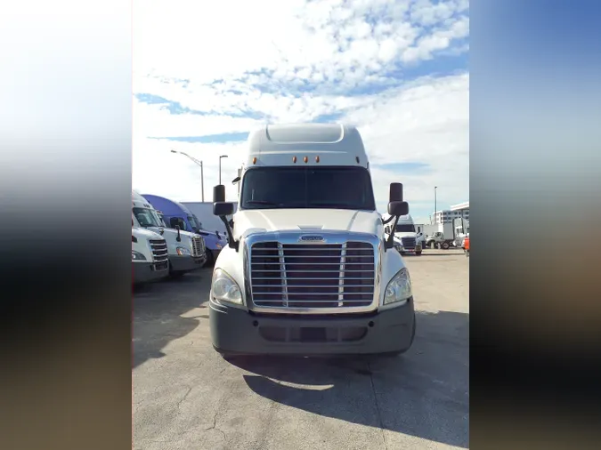 2019 FREIGHTLINER/MERCEDES CASCADIA 125