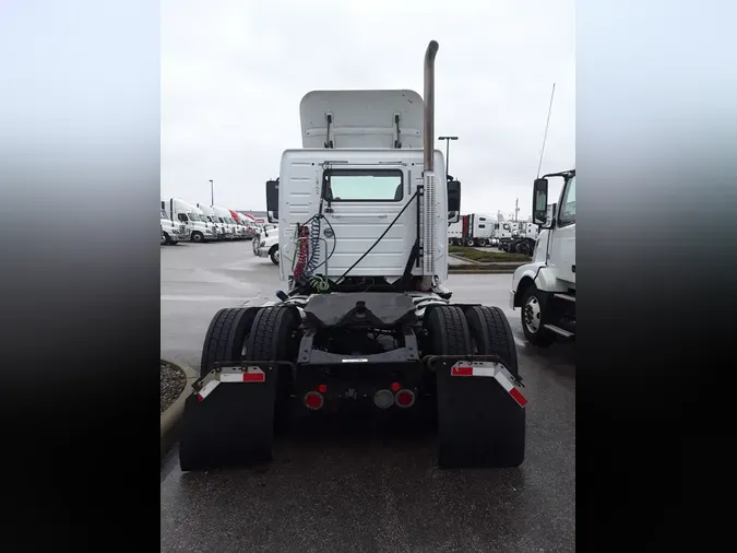 2016 VOLVO VNL42TRACTOR