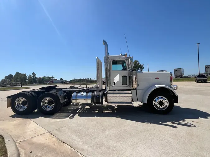 2020 PETERBILT 389