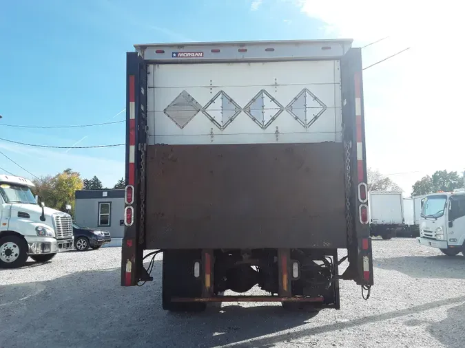 2015 FREIGHTLINER/MERCEDES M2 106