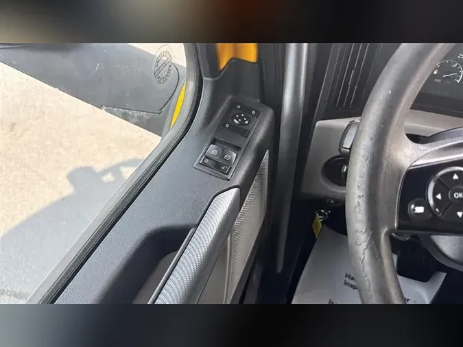 2020 FREIGHTLINER CA126