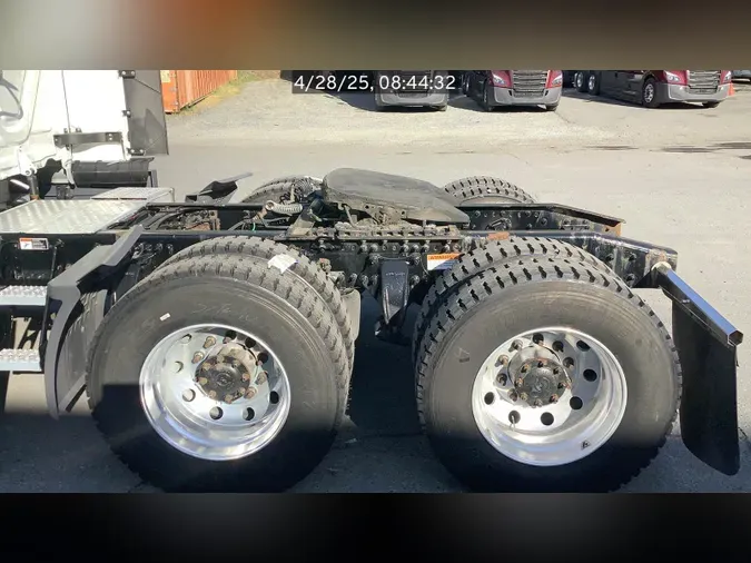 2021 Freightliner Cascadia