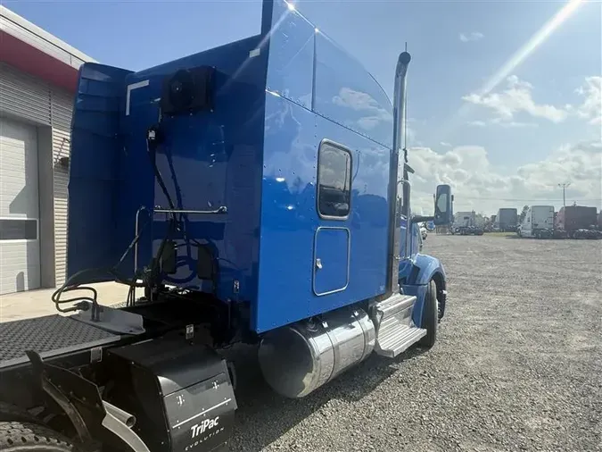 2022 PETERBILT 579