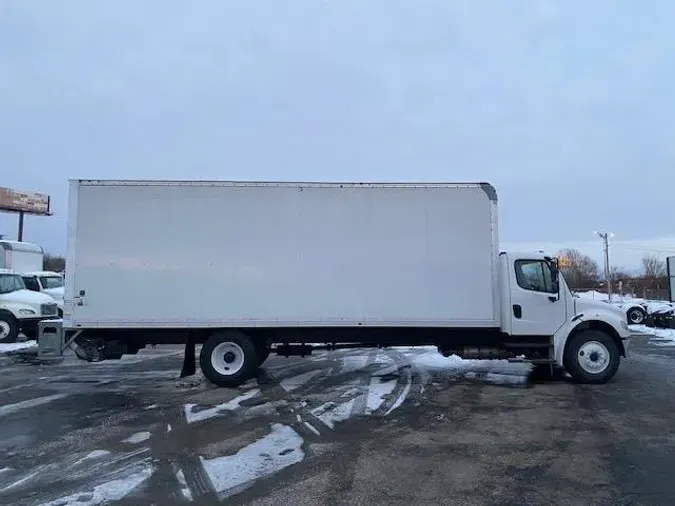 2022 Freightliner Business Class M2 106