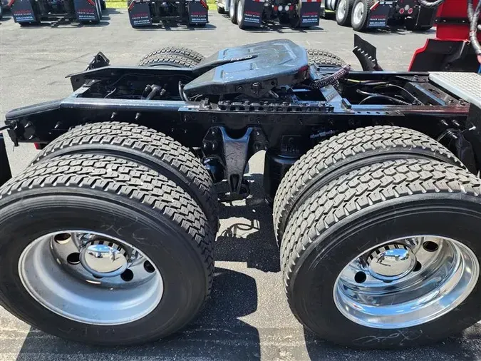 2022 INTERNATIONAL LT625