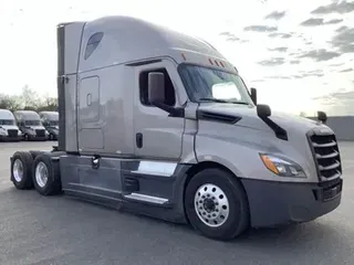 2020 Freightliner Cascadia