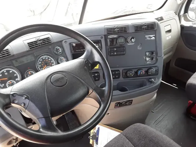2020 FREIGHTLINER CASCADIA 125