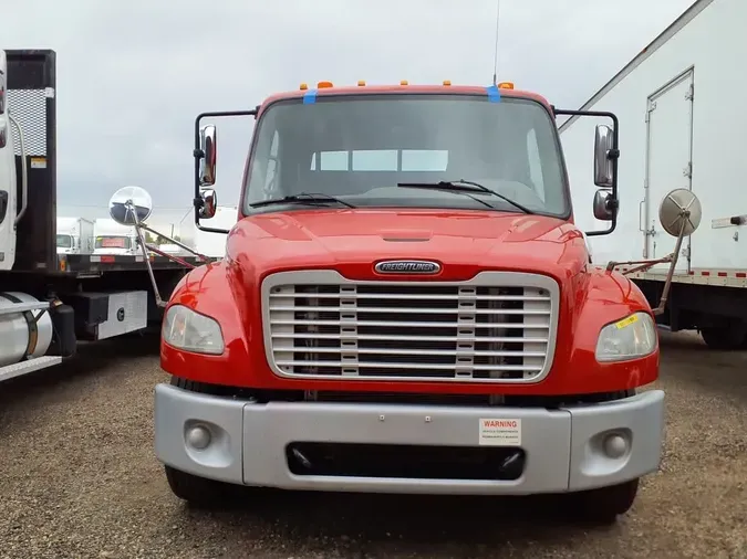 2018 FREIGHTLINER M2 106