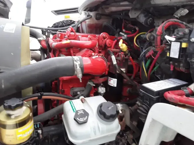 2020 FREIGHTLINER/MERCEDES M2 106