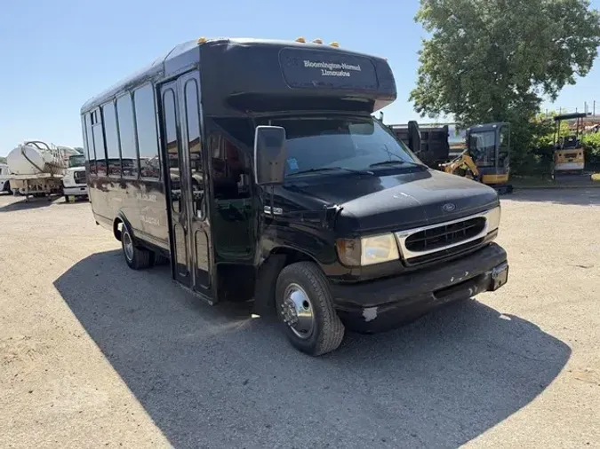 2002 FORD E350