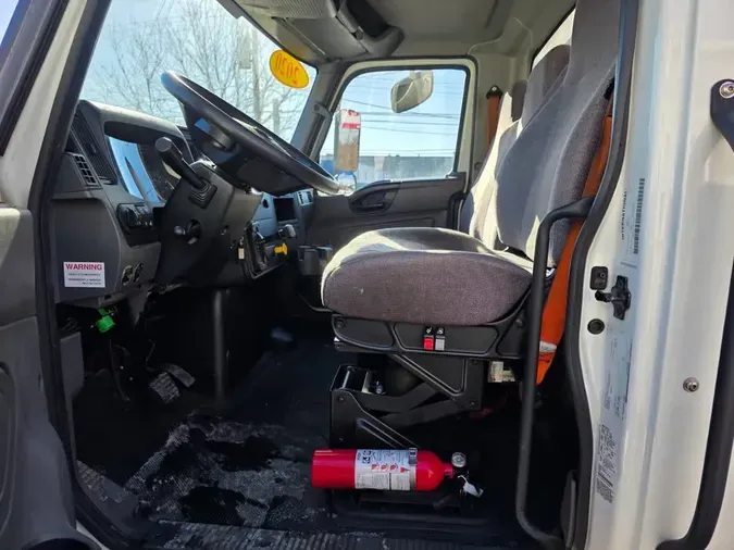 2019 FREIGHTLINER/MERCEDES M2 10639b162ac4613e1066328e70db25841a5