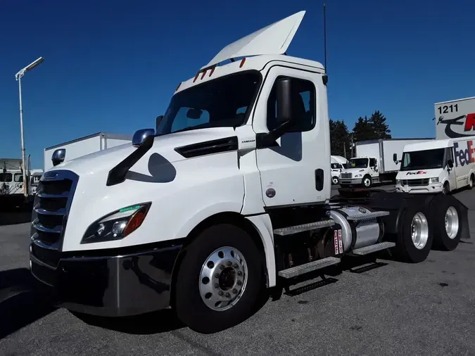 2019 FREIGHTLINER NEW CASCADIA PX1266439b3553816f3f05d1fba5233022faf32