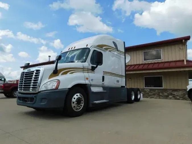 2019 Freightliner Cascadia 125