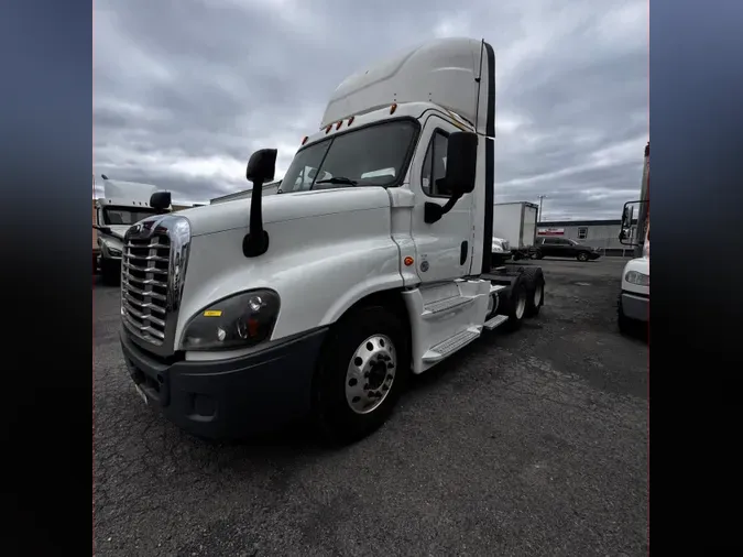 2019 FREIGHTLINER CASCADIA 12539bb288d03606fb90515e8abd1be876d