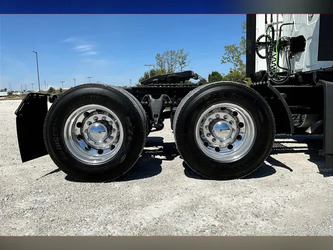 2022 INT LT625 6x4